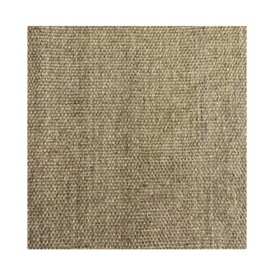 Close-up de tecido rústico de juta marrom, destacando sua textura densa e natural.