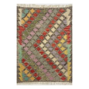 Tapete geométrico colorido, artesanal e vibrante para decoração boêmia a moderna.