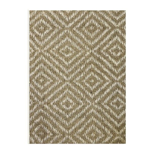 Tapete de sisal tecido à mão com detalhes geométricos em tons de marrom e bege.