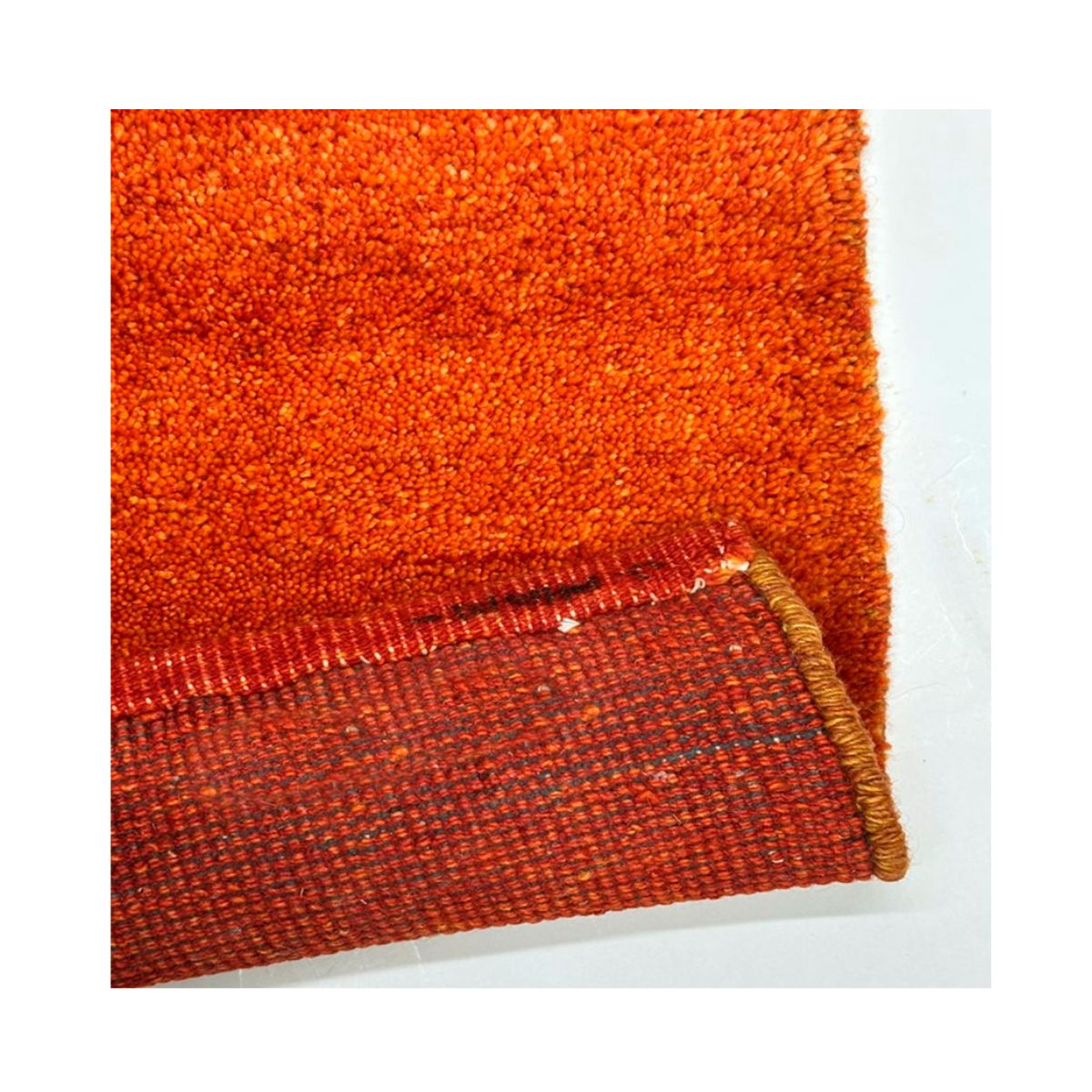 Tapete laranja vibrante de alta qualidade e textura aconchegante.