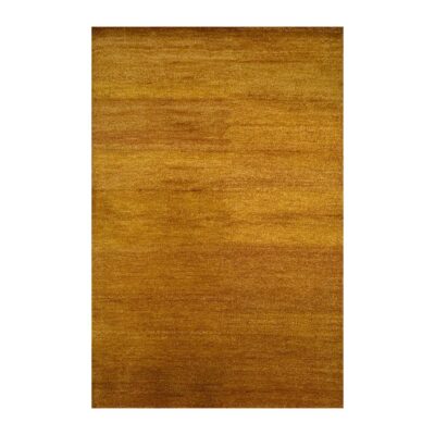 Tapete artesanal marrom dourado com textura suave e design minimalista.