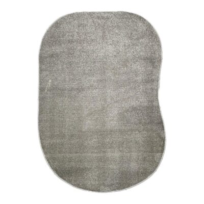Tapete cinza em forma orgânica com textura macia e aparência moderna e elegante.